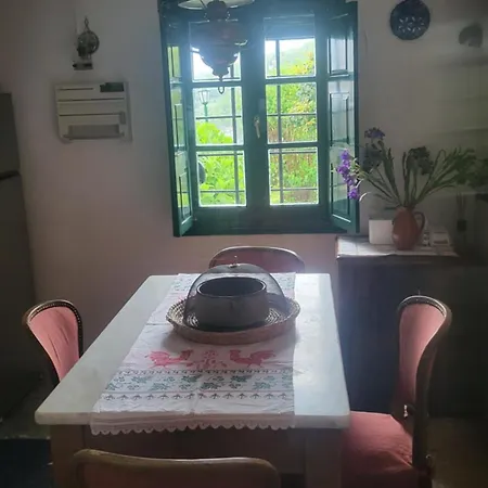 Pepromeno Boutique Feriehus Áyios Dhimítrios