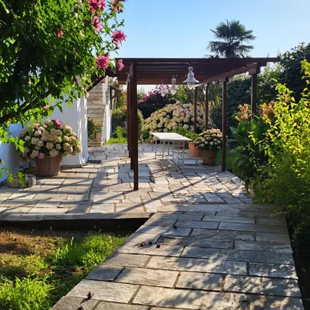 Pepromeno Boutique Áyios Dhimítrios